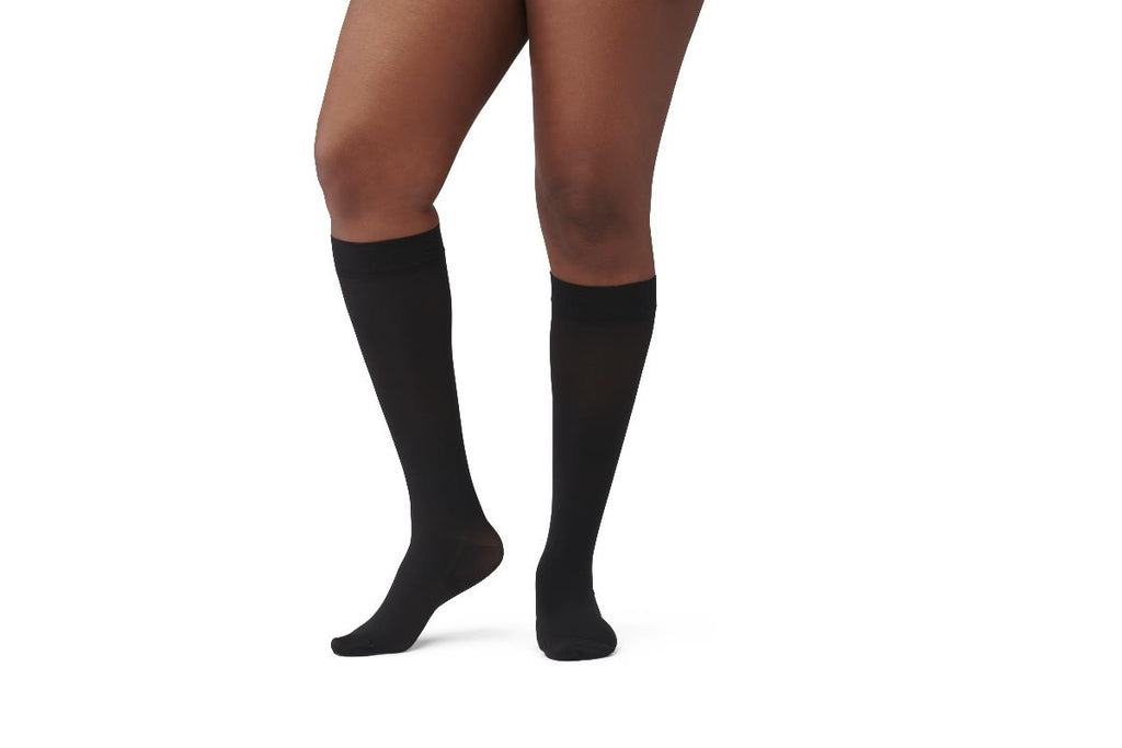 CURAD Knee-High Compression Hosiery with 20-30 mmHg, Black, Size D, Regular